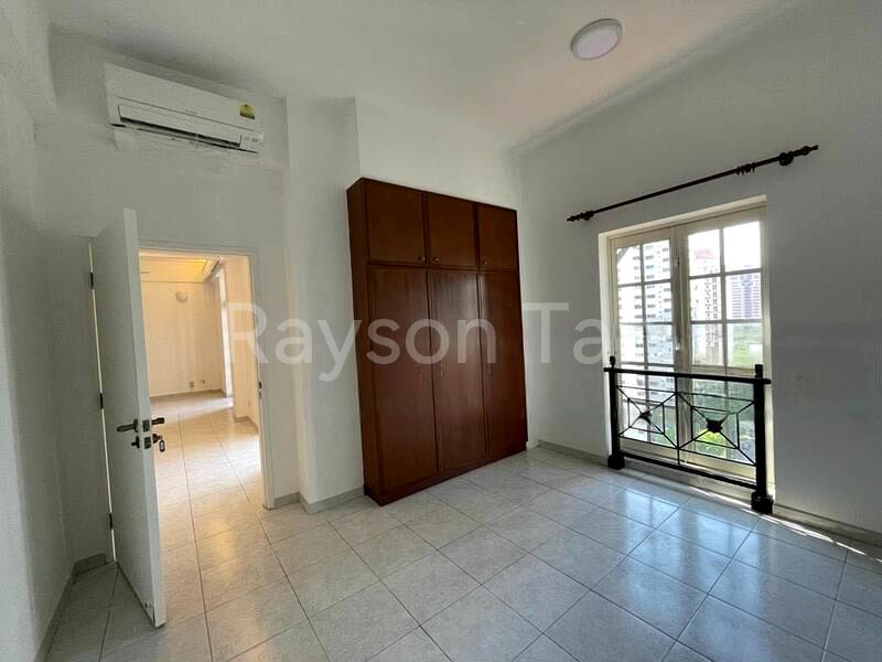 4 Bed Condo for Rent in  Wilmer House - Image 2